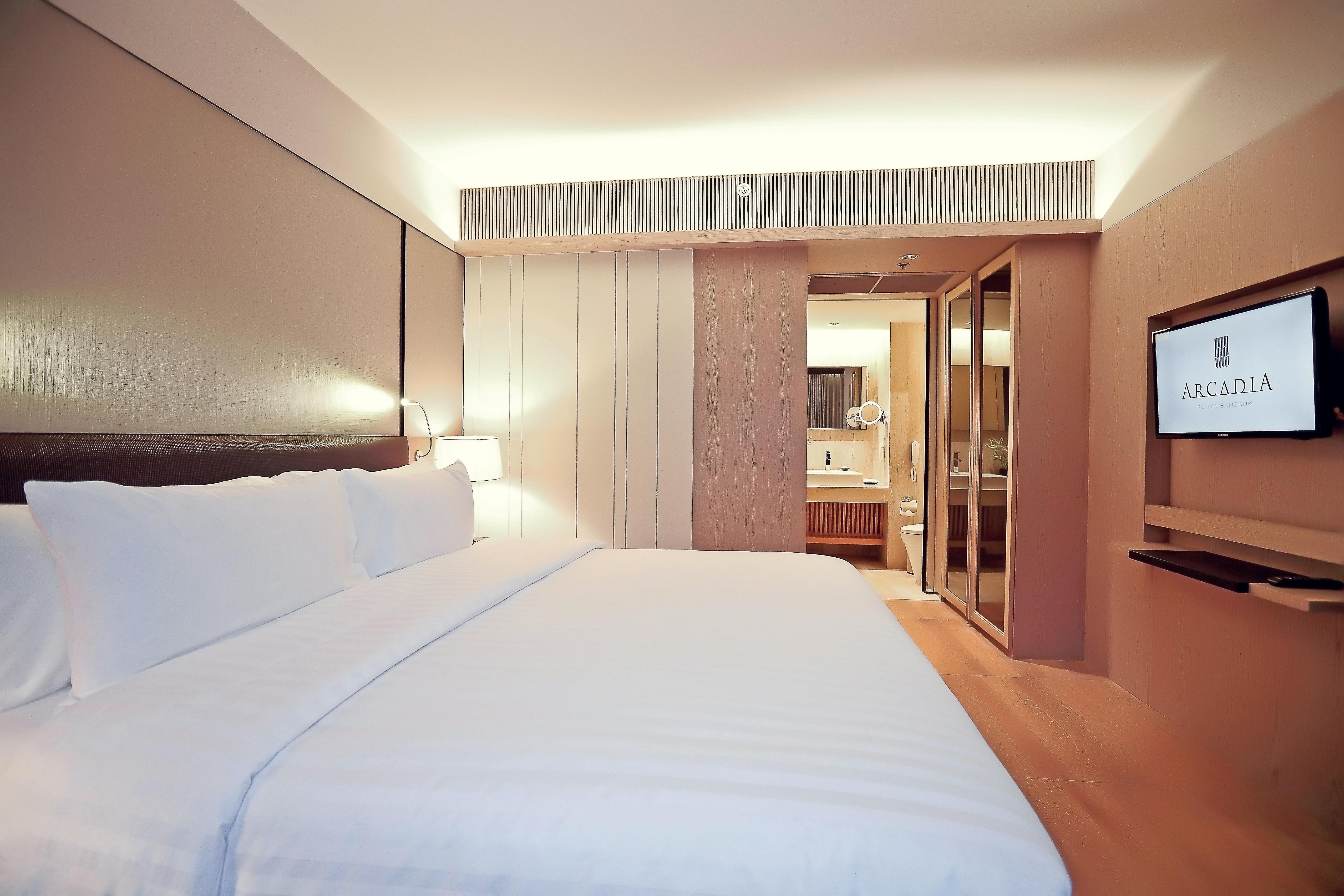 Arcadia Suites Бангкок Экстерьер фото