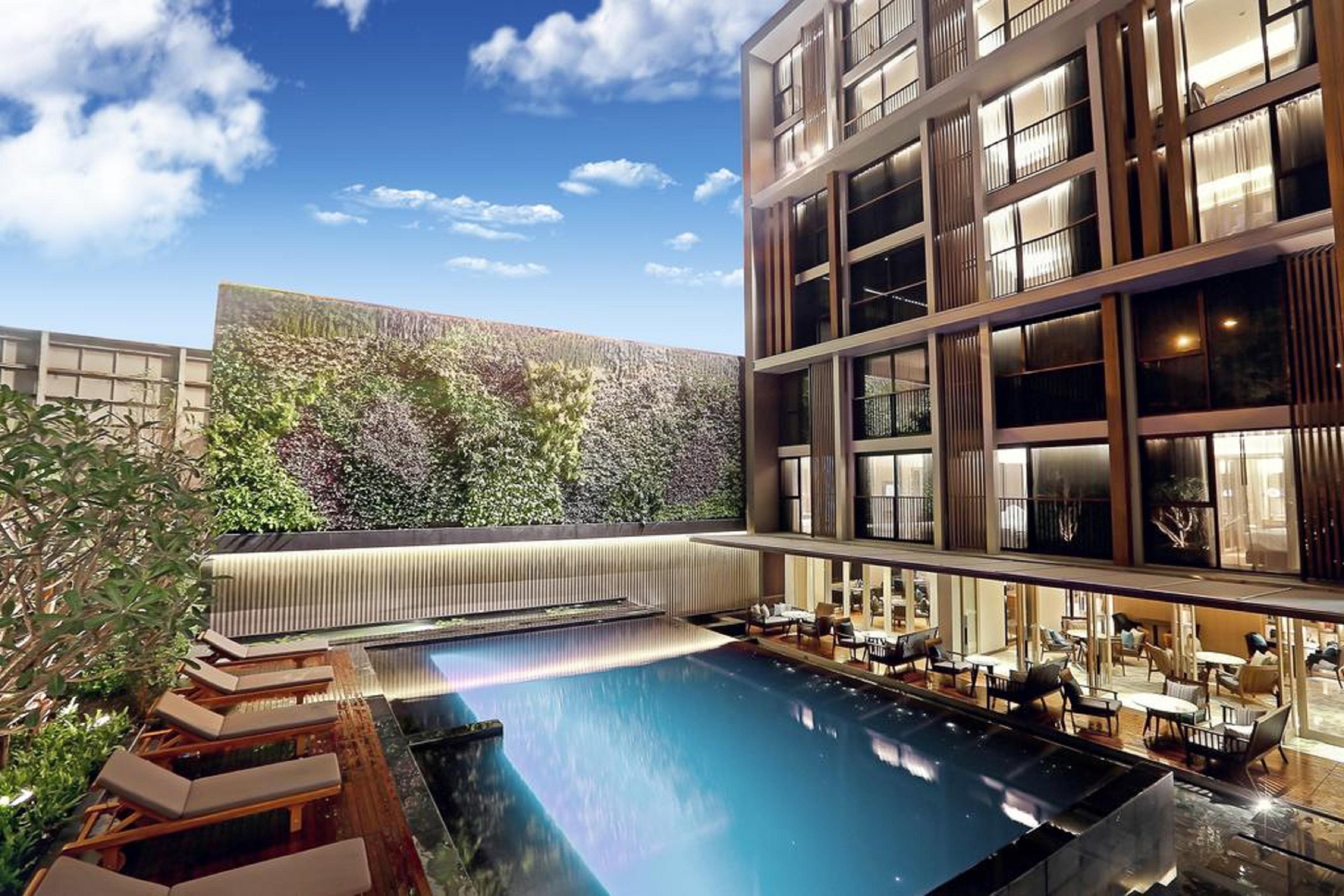 Arcadia Suites Бангкок Экстерьер фото