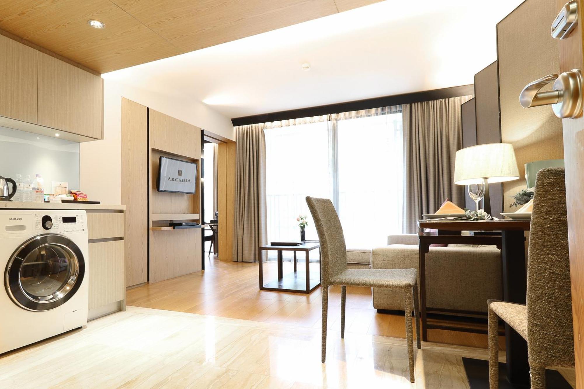 Arcadia Suites Бангкок Номер фото