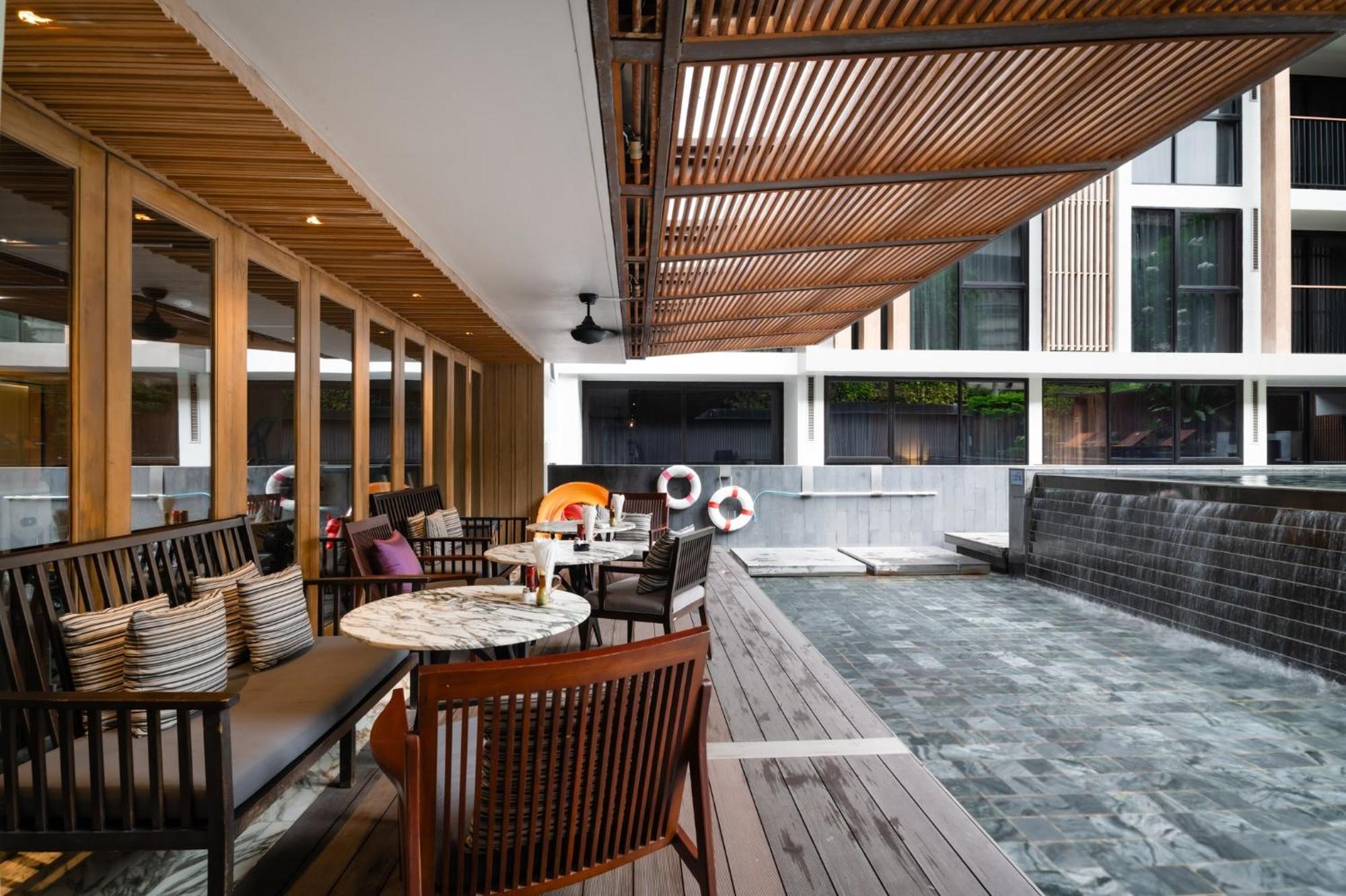 Arcadia Suites Бангкок Экстерьер фото